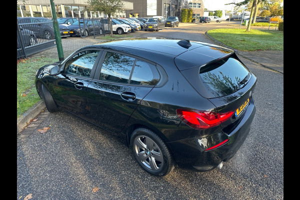 BMW 1-serie 118i Business Edit Automaat Clima Navi 33.094 KM NL-Auto
