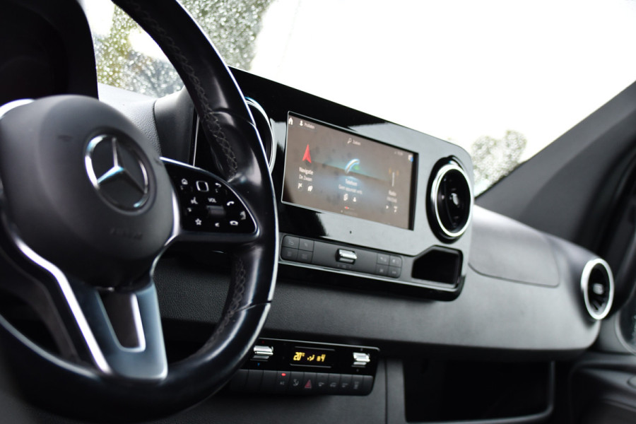 Mercedes-Benz Sprinter 317 1.9 CDI L2H2 Black Edition RWD Cruise, Camera,10.5'' Multimedia, Carplay, LED, Standkachel, Multimedia, 170pk, Automaat, UNIEK!