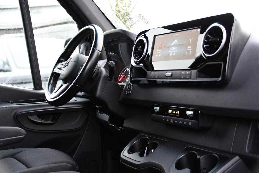 Mercedes-Benz Sprinter 317 1.9 CDI L2H2 Black Edition RWD Cruise, Camera,10.5'' Multimedia, Carplay, LED, Standkachel, Multimedia, 170pk, Automaat, UNIEK!