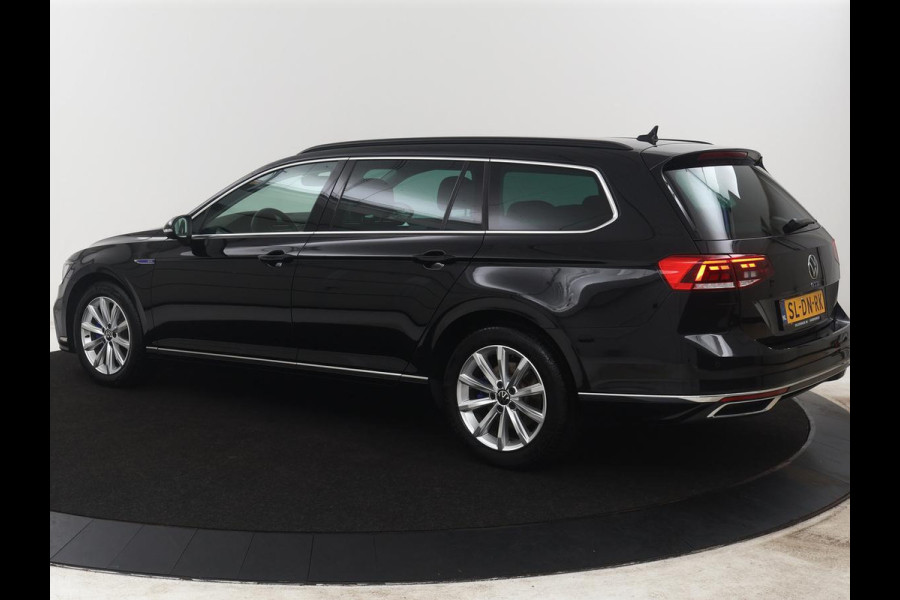 Volkswagen Passat Variant 1.4 TSI PHEV GTE Business | SOH 93,1% | Adaptive cruise | Stoelverwarming | Navigatie | Camera | Park assist | Carplay | 3 zone klimaat | Elektrische kofferbak