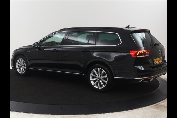 Volkswagen Passat Variant 1.4 TSI PHEV GTE Business | SOH 93,1% | Adaptive cruise | Stoelverwarming | Navigatie | Camera | Park assist | Carplay | 3 zone klimaat | Elektrische kofferbak