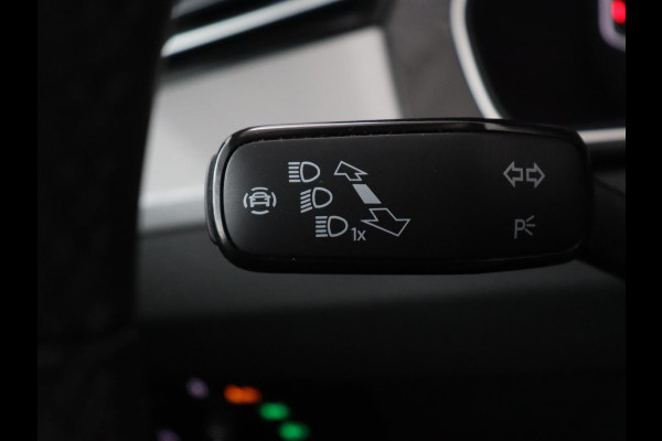 Volkswagen Passat Variant 1.4 TSI PHEV GTE Business | SOH 93,1% | Adaptive cruise | Stoelverwarming | Navigatie | Camera | Park assist | Carplay | 3 zone klimaat | Elektrische kofferbak