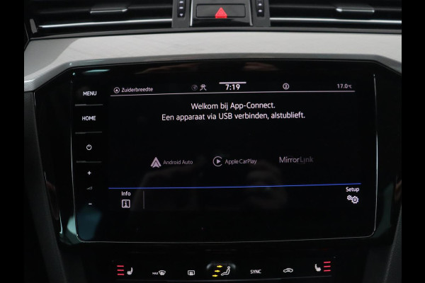 Volkswagen Passat Variant 1.4 TSI PHEV GTE Business | SOH 93,1% | Adaptive cruise | Stoelverwarming | Navigatie | Camera | Park assist | Carplay | 3 zone klimaat | Elektrische kofferbak