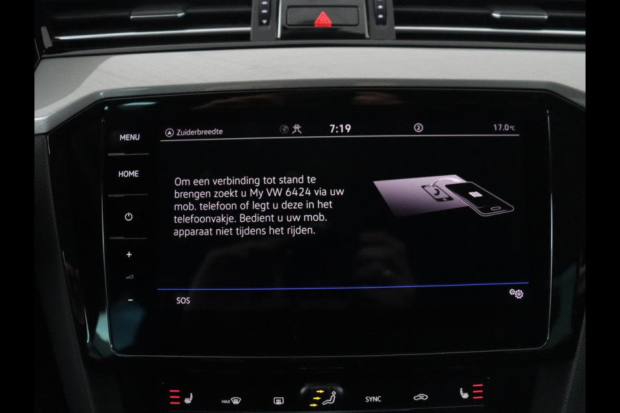 Volkswagen Passat Variant 1.4 TSI PHEV GTE Business | SOH 93,1% | Adaptive cruise | Stoelverwarming | Navigatie | Camera | Park assist | Carplay | 3 zone klimaat | Elektrische kofferbak
