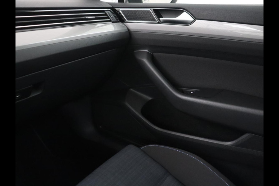 Volkswagen Passat Variant 1.4 TSI PHEV GTE Business | SOH 93,1% | Adaptive cruise | Stoelverwarming | Navigatie | Camera | Park assist | Carplay | 3 zone klimaat | Elektrische kofferbak