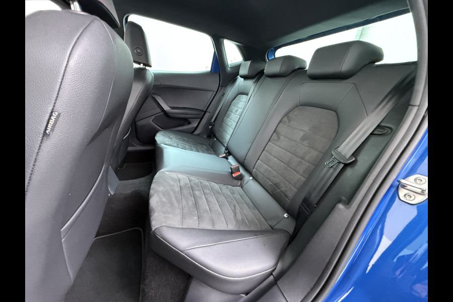 Seat Ibiza 5Drs FR Sport Adap.Cruise Camera Leer/Alcantara Sportstoelen+Verwarmd Lmv 18" Pdc Led Virtual Cockpit Ecc Navi Apple Carplay/And ESP Spoorassist Privacy-glass Sport onderstel  Lmv Isofix DAB Licht-/regensensor Origineel Nederlandse Auto