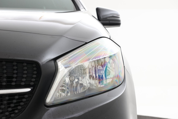 Mercedes-Benz A-Klasse 180 Business Solution Navigatie, Airco,