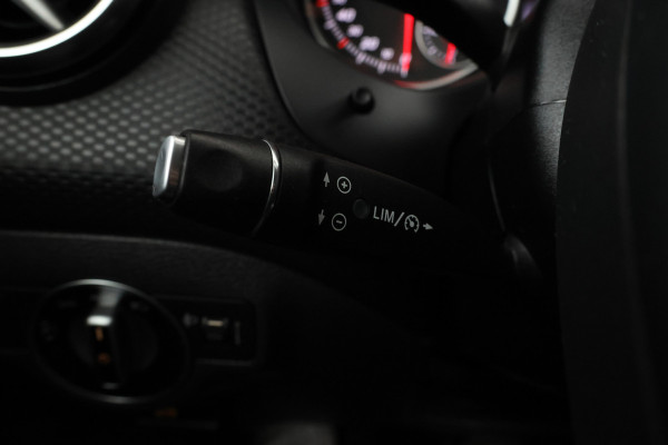 Mercedes-Benz A-Klasse 180 Business Solution Navigatie, Airco,