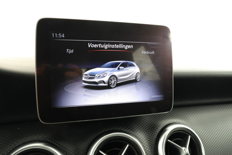 Mercedes-Benz A-Klasse 180 Business Solution Navigatie, Airco,