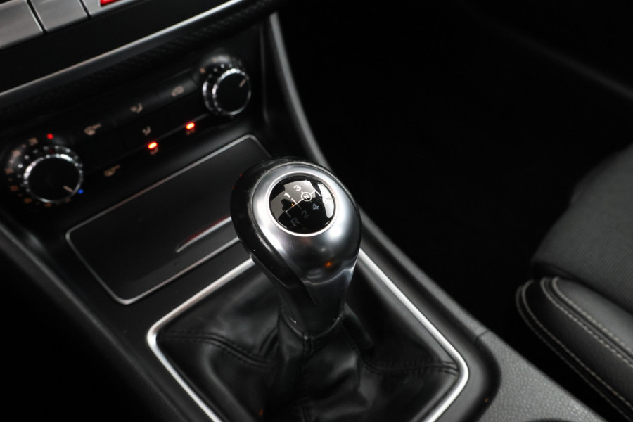Mercedes-Benz A-Klasse 180 Business Solution Navigatie, Airco,
