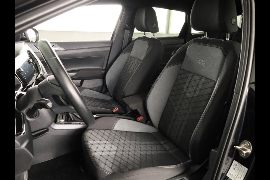 Volkswagen Taigo 1.0 TSI R-Line 115PK DSG | Navigatie via app | Matrix koplampen | Keyless entry | Stoelverwarming |