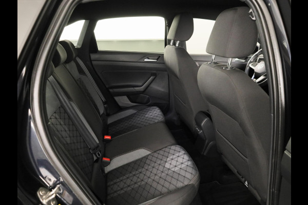 Volkswagen Taigo 1.0 TSI R-Line 115PK DSG | Navigatie via app | Matrix koplampen | Keyless entry | Stoelverwarming |