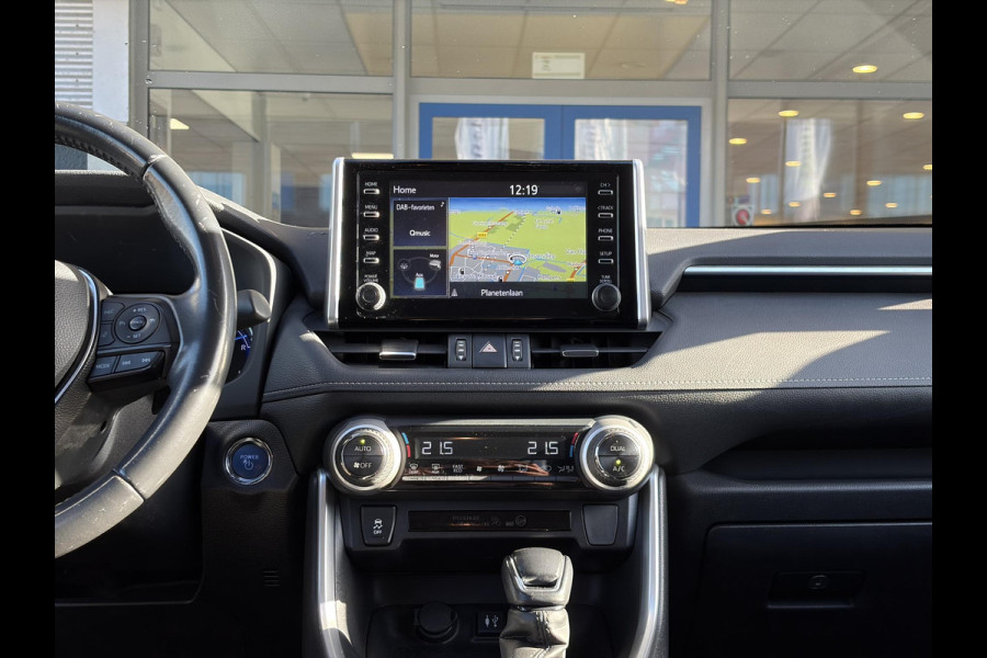 Toyota RAV4 2.5 Hybrid First Edition | 218pk | BLIS | 360° Camera | Elek. Kofferklep | Adaptive Cruise |