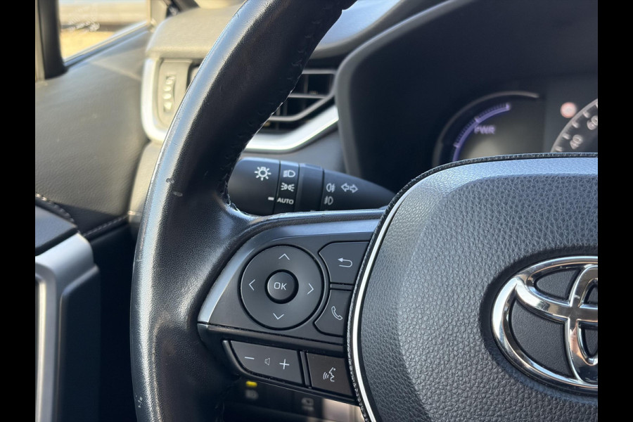 Toyota RAV4 2.5 Hybrid First Edition | 218pk | BLIS | 360° Camera | Elek. Kofferklep | Adaptive Cruise |