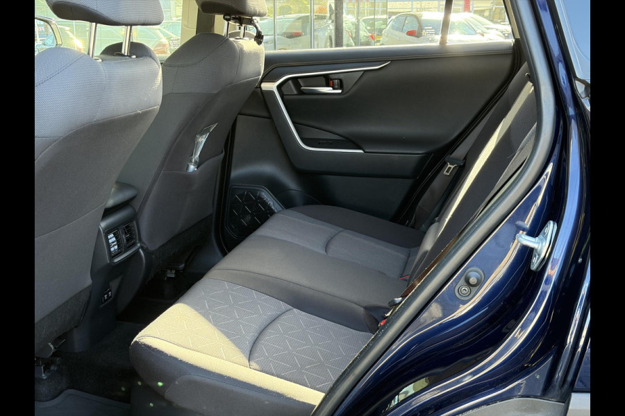 Toyota RAV4 2.5 Hybrid First Edition | 218pk | BLIS | 360° Camera | Elek. Kofferklep | Adaptive Cruise |
