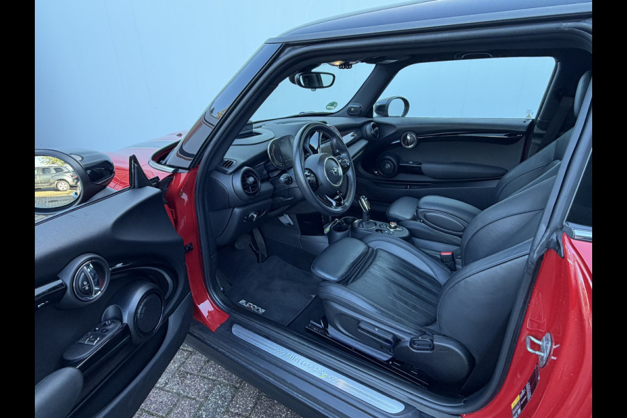 MINI Electric Yours 33 kWh Pano.dal Leer Carplay Camera Red Chili