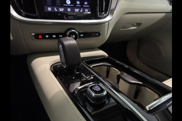 Volvo V60 T6 Aut. Plug-in Hybrid Long Range Bright ACC Parkeercamera Leder 350pk