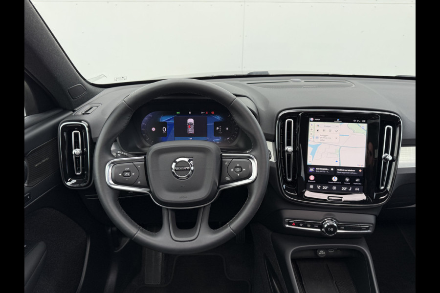 Volvo XC40 2.0 B4 Plus Black Edition | Pano | Memory | Pilot Assist | H/K Audio | 20 inch