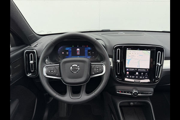 Volvo XC40 2.0 B4 Plus Black Edition | Pano | Memory | Pilot Assist | H/K Audio | 20 inch