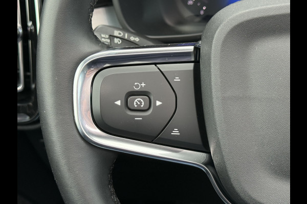 Volvo XC40 2.0 B4 Plus Black Edition | Pano | Memory | Pilot Assist | H/K Audio | 20 inch