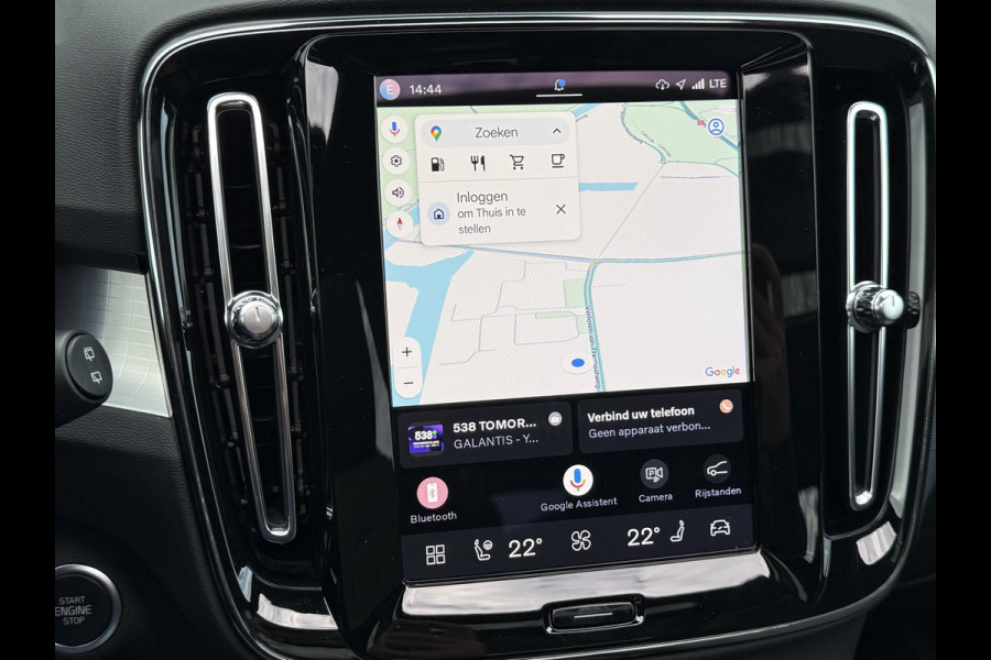 Volvo XC40 2.0 B4 Plus Black Edition | Pano | Memory | Pilot Assist | H/K Audio | 20 inch