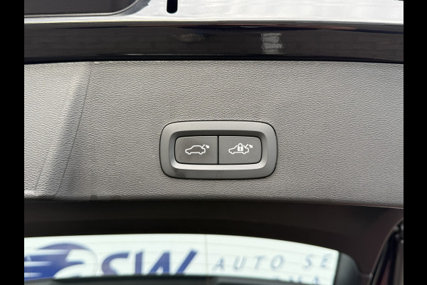 Volvo XC40 2.0 B4 Plus Black Edition | Pano | Memory | Pilot Assist | H/K Audio | 20 inch