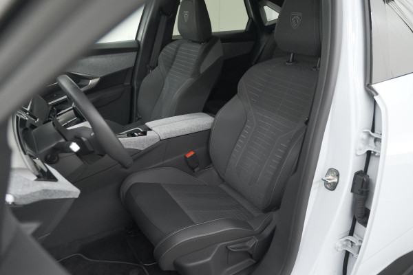 Peugeot 3008 1.2 Hybrid 145 GT | Elektrische Kofferklep | Camera | Adaptieve Cruise Control | Apple CarPlay
