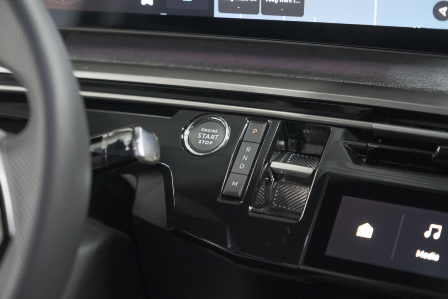 Peugeot 3008 1.2 Hybrid 145 GT | Elektrische Kofferklep | Camera | Adaptieve Cruise Control | Apple CarPlay