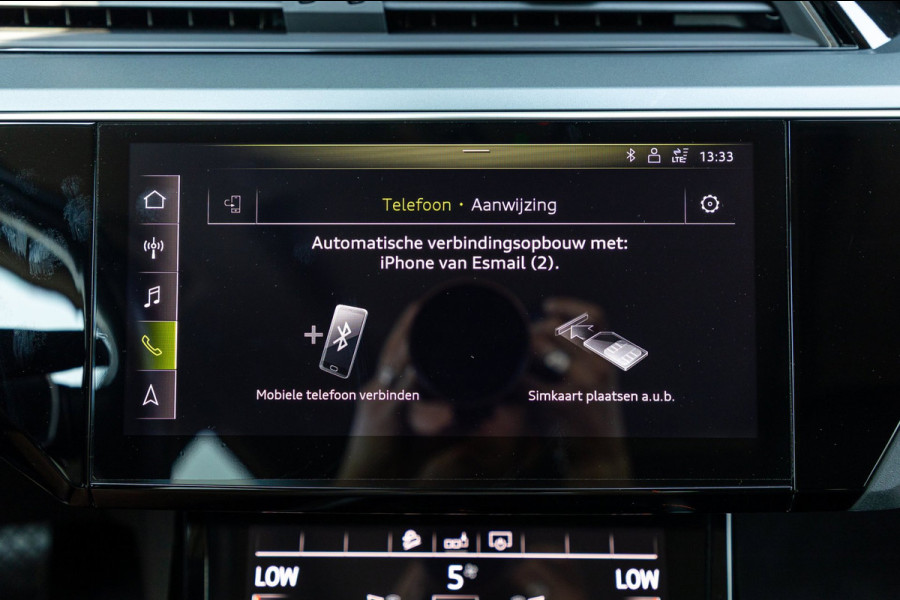 Audi e-tron E-tron 50 quattro S Line 71 kWh Soh 95% I S Line I Panoramadak I 22" I Adaptive Cruise I Luchtvering I CarPlay