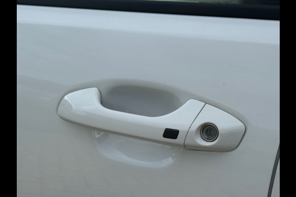 Kia Stonic 1.0 AUT T-GDi MHEV DynamicPlusLine Navi|Camera|Carplay