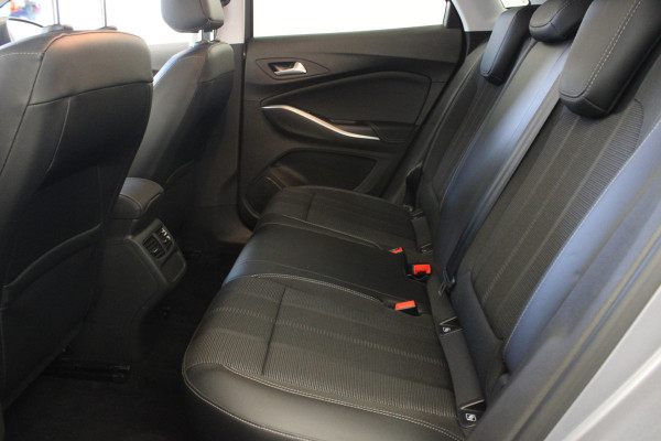 Opel Grandland 1.2 Turbo Business Elegance
