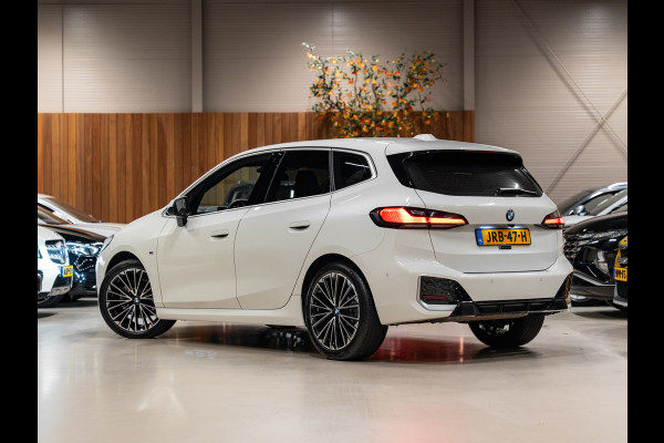 BMW 2 Serie Active Tourer 218i M-Sport, Apple Carplay, Android, Leder, Navi, Voll Led, Ambiënte Light, Wide Screen, Camera, PDC