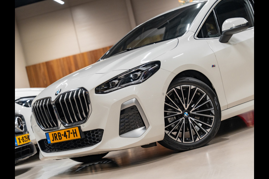 BMW 2 Serie Active Tourer 218i M-Sport, Apple Carplay, Android, Leder, Navi, Voll Led, Ambiënte Light, Wide Screen, Camera, PDC