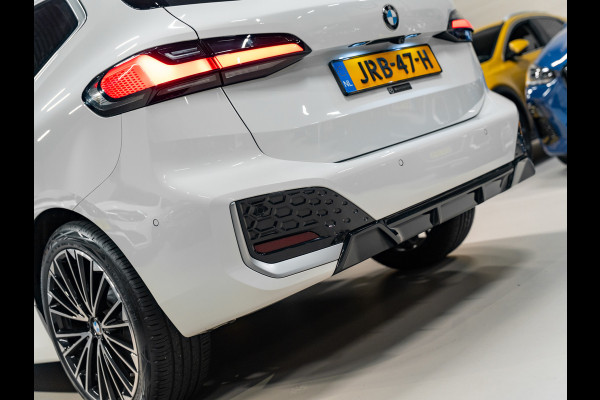 BMW 2 Serie Active Tourer 218i M-Sport, Apple Carplay, Android, Leder, Navi, Voll Led, Ambiënte Light, Wide Screen, Camera, PDC