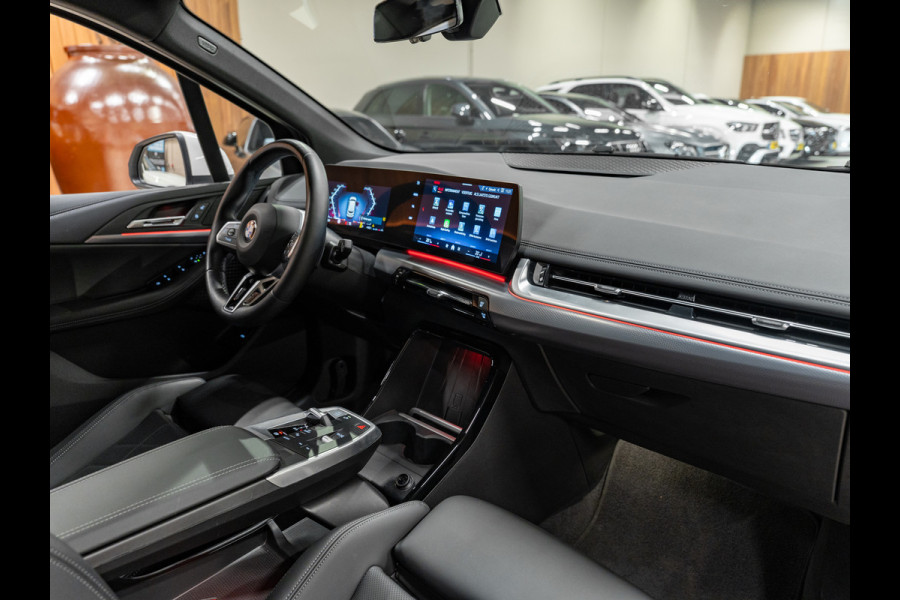 BMW 2 Serie Active Tourer 218i M-Sport, Apple Carplay, Android, Leder, Navi, Voll Led, Ambiënte Light, Wide Screen, Camera, PDC