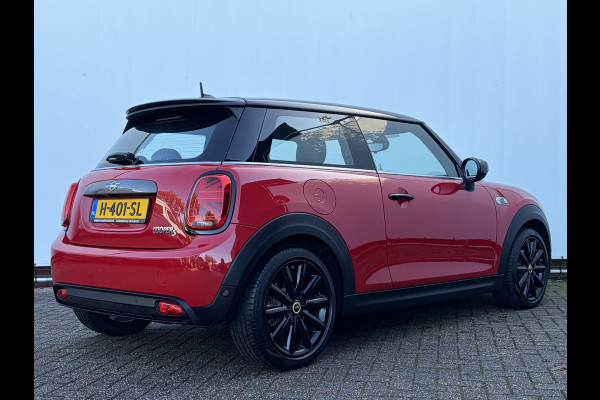 MINI Electric Yours 33 kWh Pano.dal Leer Carplay Camera Red Chili