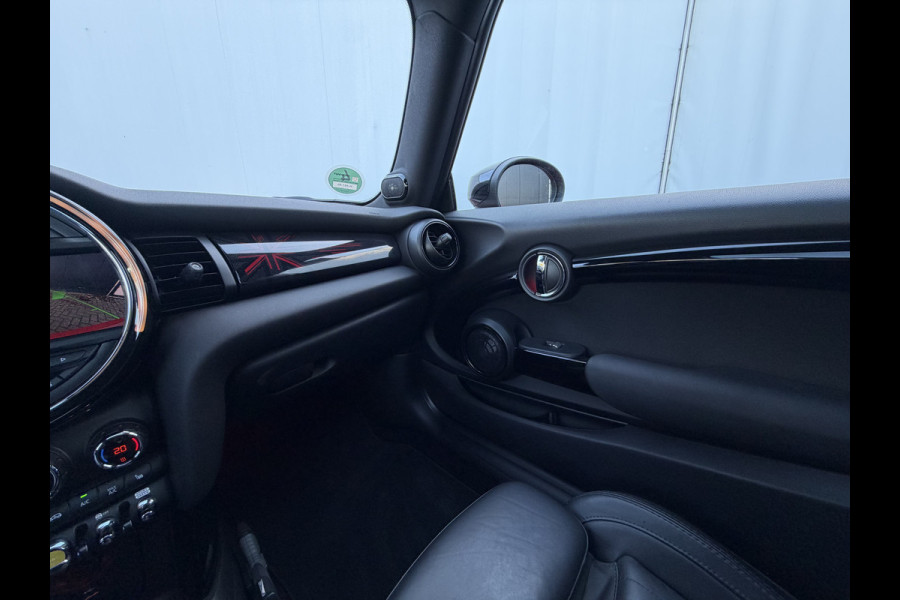 MINI Electric Yours 33 kWh Pano.dal Leer Carplay Camera Red Chili