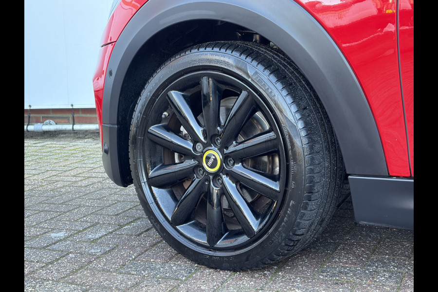 MINI Electric Yours 33 kWh Pano.dal Leer Carplay Camera Red Chili