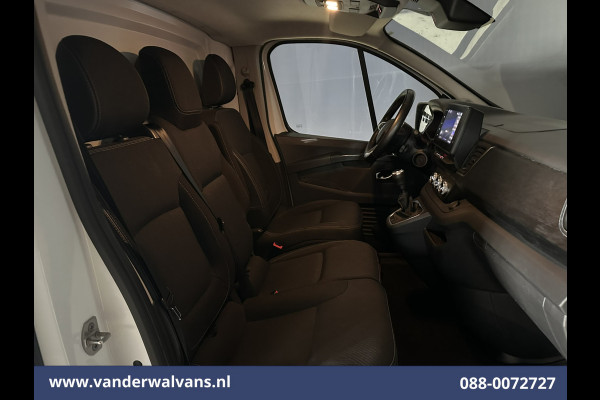 Renault Trafic 2.0 dCi 150pk L2H1 Euro6 Airco | Camera | Navigatie | LED | Trekhaak Cruisecontrol, Dakdragers, Parkeersensoren, Bijrijdersbank
