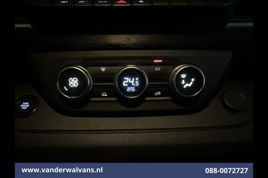 Renault Trafic 2.0 dCi 150pk L2H1 Euro6 Airco | Camera | Navigatie | LED | Trekhaak Cruisecontrol, Dakdragers, Parkeersensoren, Bijrijdersbank