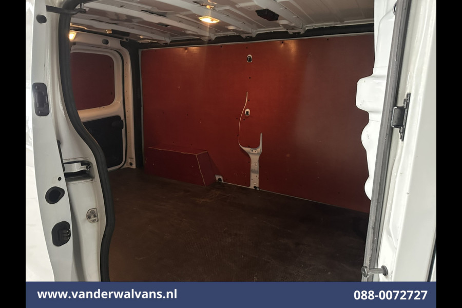 Renault Trafic 2.0 dCi 150pk L2H1 Euro6 Airco | Camera | Navigatie | LED | Trekhaak Cruisecontrol, Dakdragers, Parkeersensoren, Bijrijdersbank