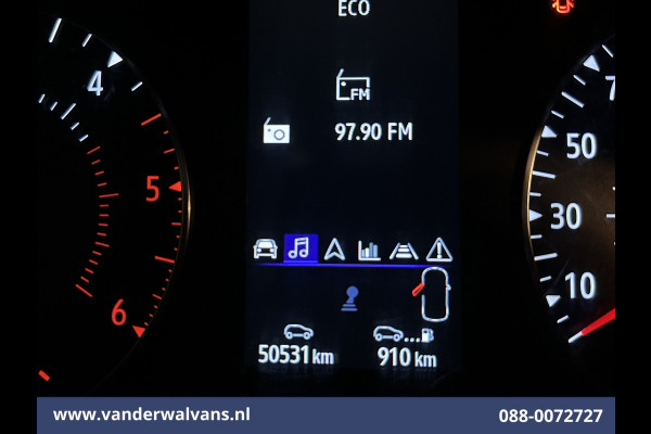 Renault Trafic 2.0 dCi 150pk L2H1 Euro6 Airco | Camera | Navigatie | LED | Trekhaak Cruisecontrol, Dakdragers, Parkeersensoren, Bijrijdersbank