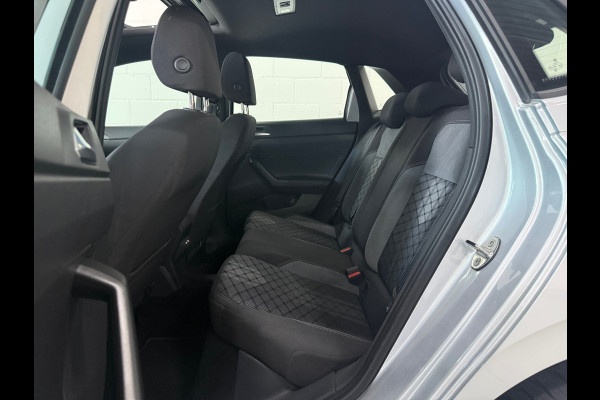 Volkswagen Polo 1.0 TSI R-Line Business*Pano*Camera*Parkeersensoren*