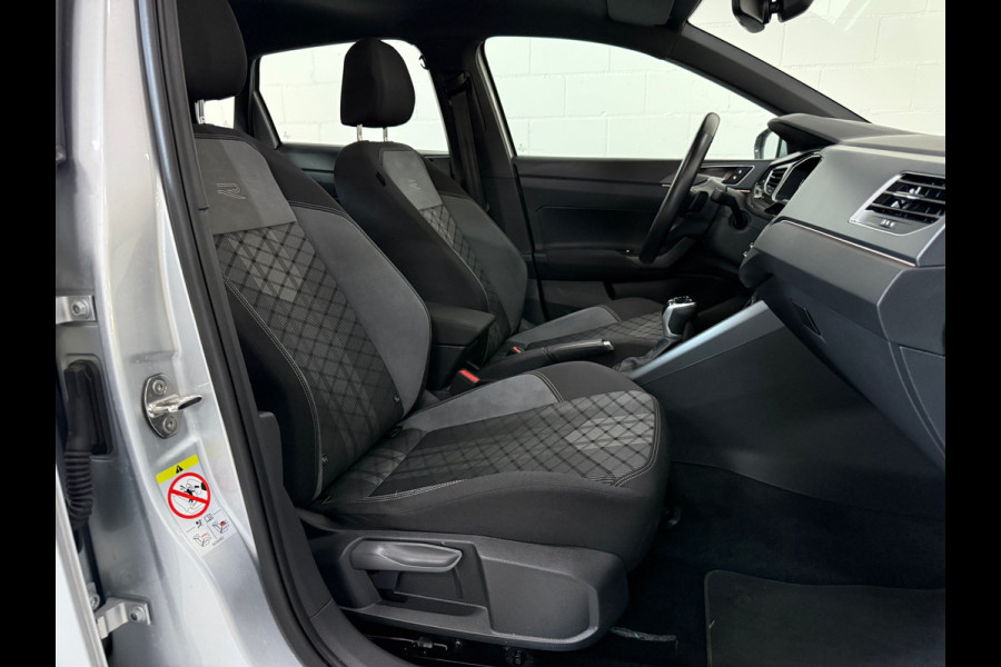 Volkswagen Polo 1.0 TSI R-Line Business*Pano*Camera*Parkeersensoren*