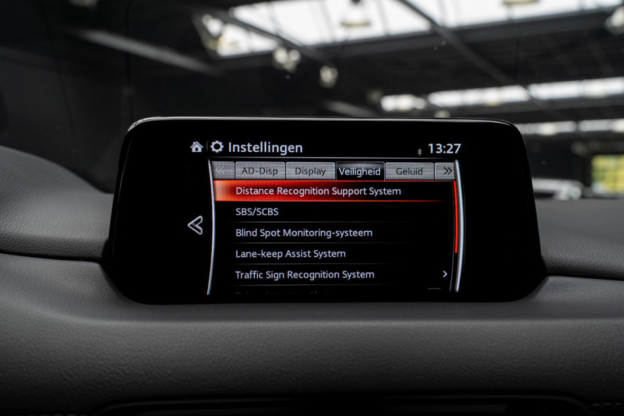 Mazda CX-5 2.5 4WD SkyActiv-G 194 HUD Bose 360 ACC Open dak Stuurverwarming Stoelventilatie Stoelverwarming voor & achter Memory seats Elektr. bedienbare achterklep PDC Climate Control Cruise Control Afneembaar trekhaak LM velgen