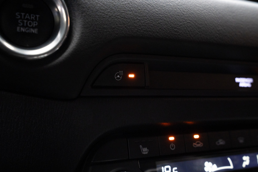 Mazda CX-5 2.5 4WD SkyActiv-G 194 HUD Bose 360 ACC Open dak Stuurverwarming Stoelventilatie Stoelverwarming voor & achter Memory seats Elektr. bedienbare achterklep PDC Climate Control Cruise Control Afneembaar trekhaak LM velgen