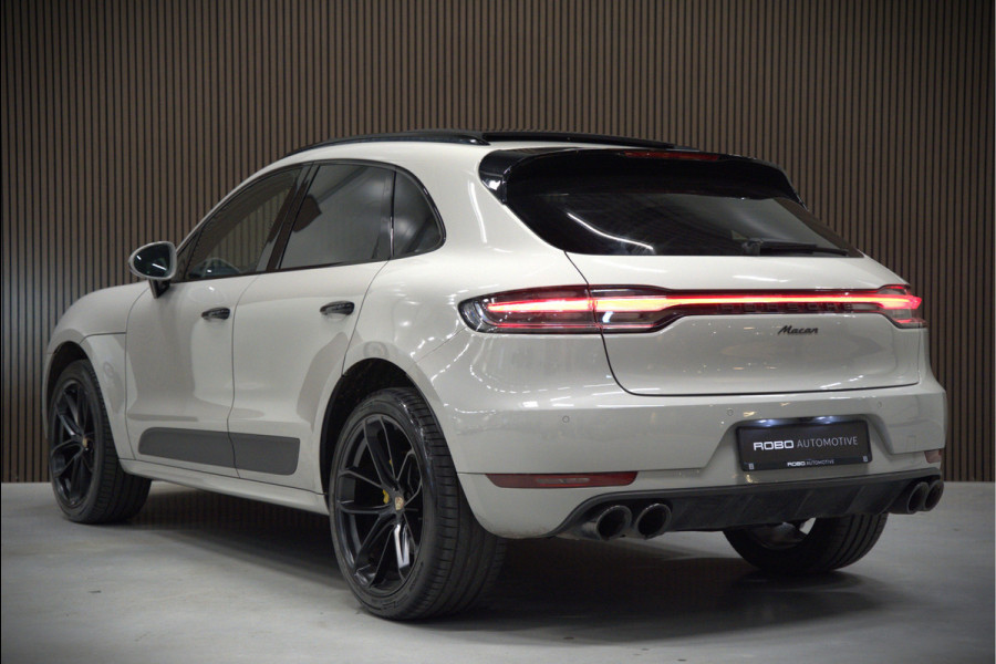 Porsche Macan 2.0 | Krijt Grijs | Panoramadak | Sportchrono | Memory Seats | Elektrische Stoelen 18 Weg Verstelbaar | Apple Carplay | PDLS LED | Luchtvering | Camera | Leer | Navigatie | Dodehoekdetectie | Cru