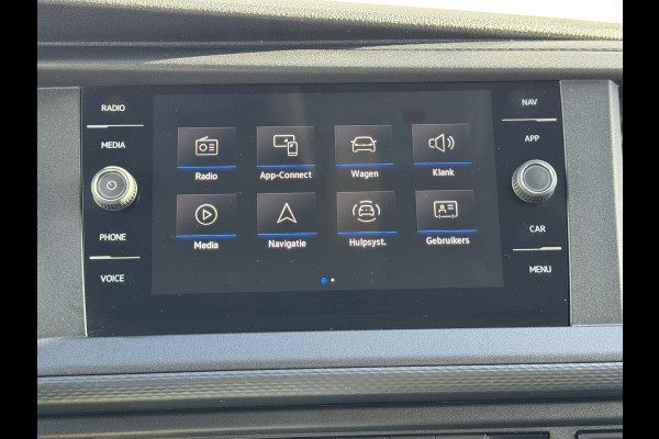 Volkswagen Transporter 2.0 TDI L2H1 30 DC Highline Navi Airco Cruise Control Trekhaak Carplay All-Season Lat om Lat betimmert