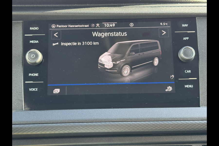 Volkswagen Transporter 2.0 TDI L2H1 30 DC Highline Navi Airco Cruise Control Trekhaak Carplay All-Season Lat om Lat betimmert