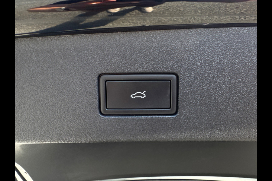Volkswagen Tayron 1.5 eHybrid 204PK DSG HYBRID ELEGANCE 360°CAMERA/TREKHAAK/IQ.LIGHT/KEYLESS